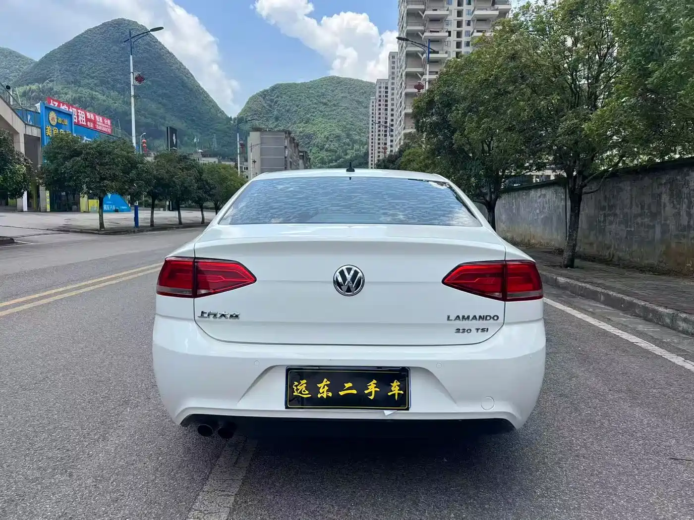 Volkswagen Lamando 2017 230TSI DSG Trend Edition фото 8