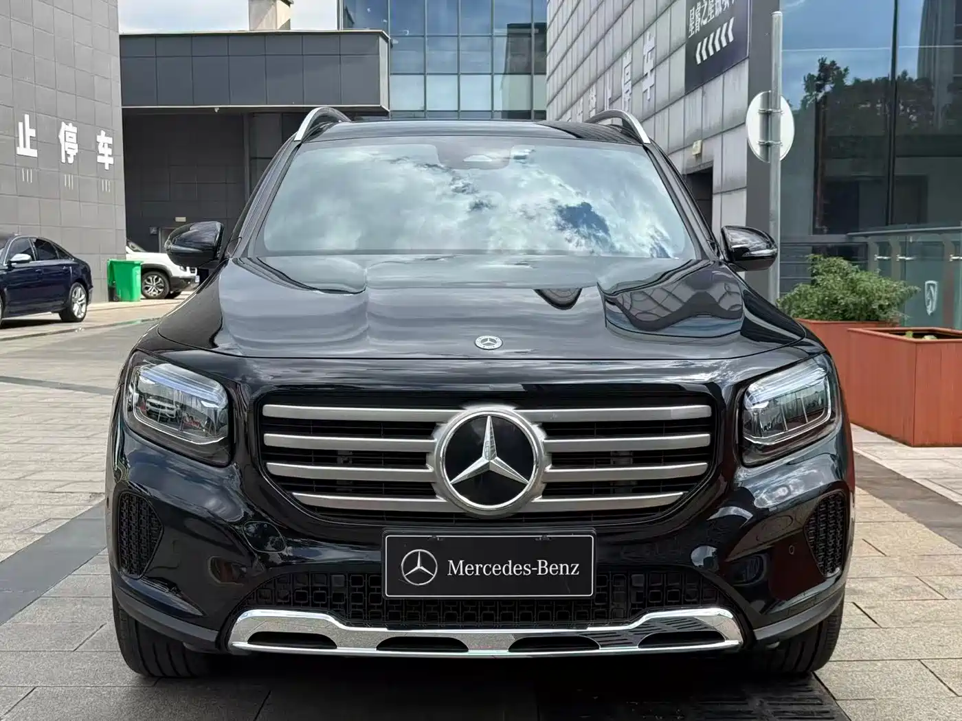 Mercedes-Benz GLB 2025 2025 Model GLB 220 Fashion Style