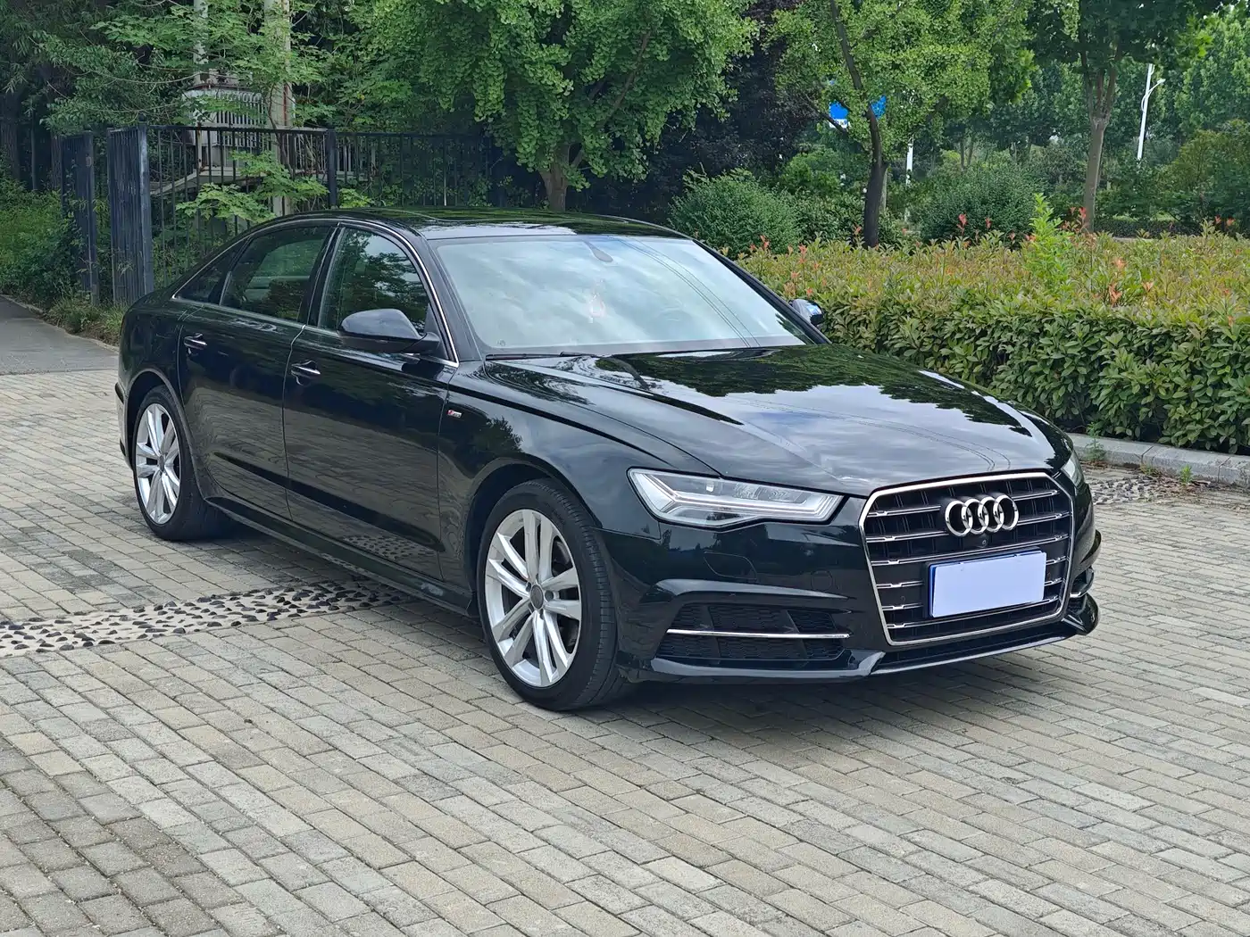 Audi A6L 2018 30th Anniversary 35 TFSI Sport фото 4
