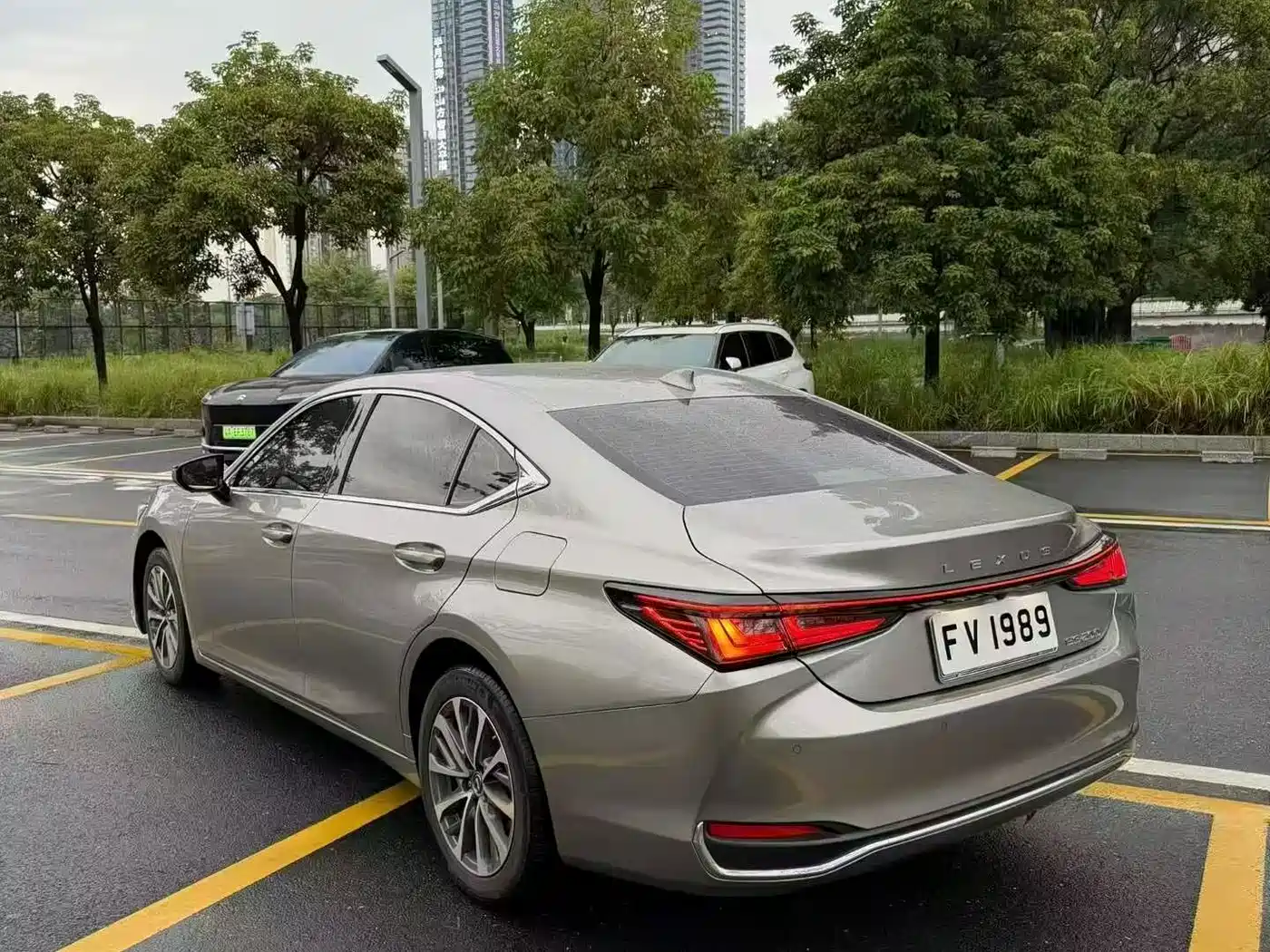 Lexus ES 2026 2025 200 Ultimate Edition