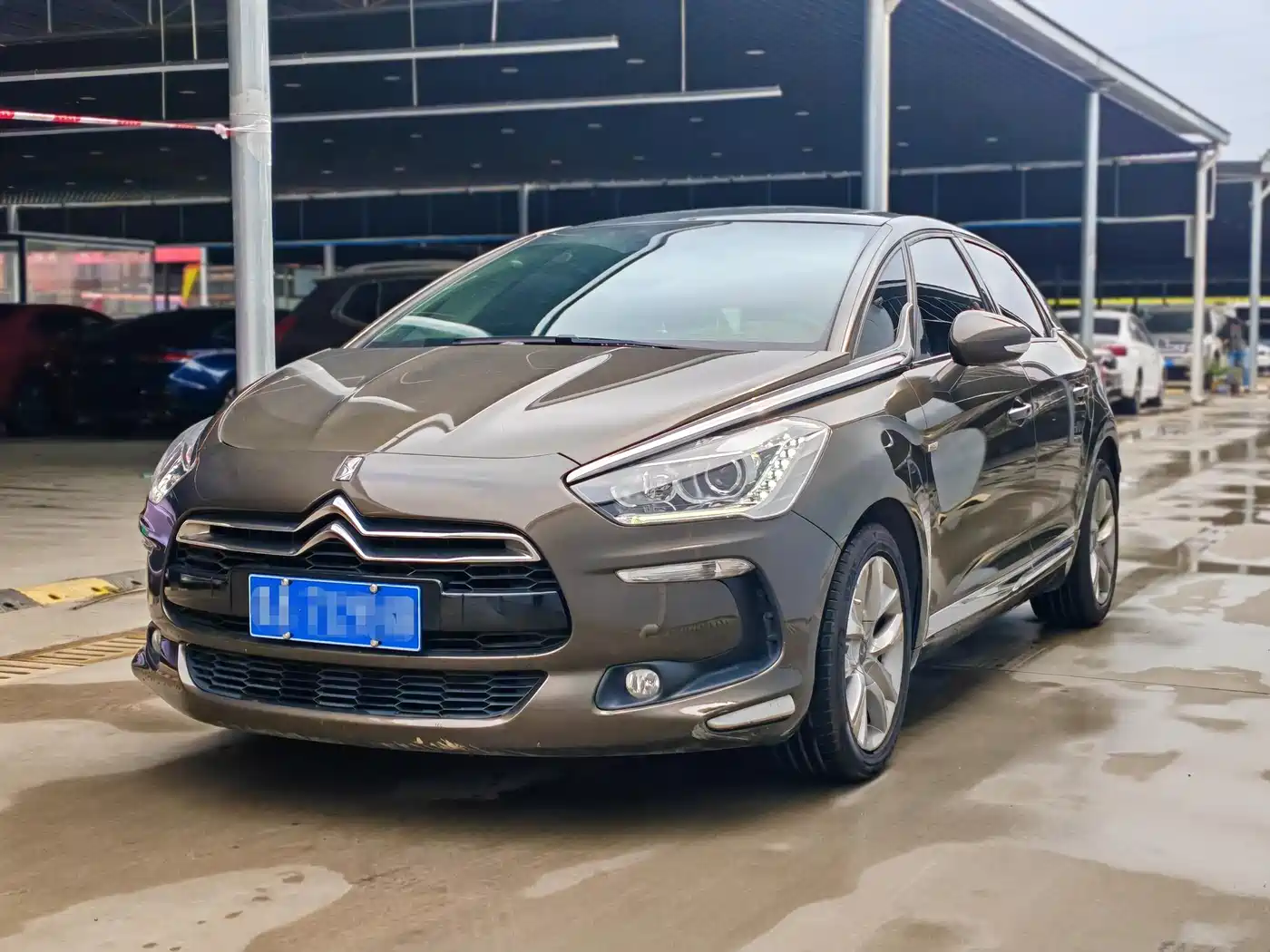 DS 5 2014 2013 1.6T Luxury THP200