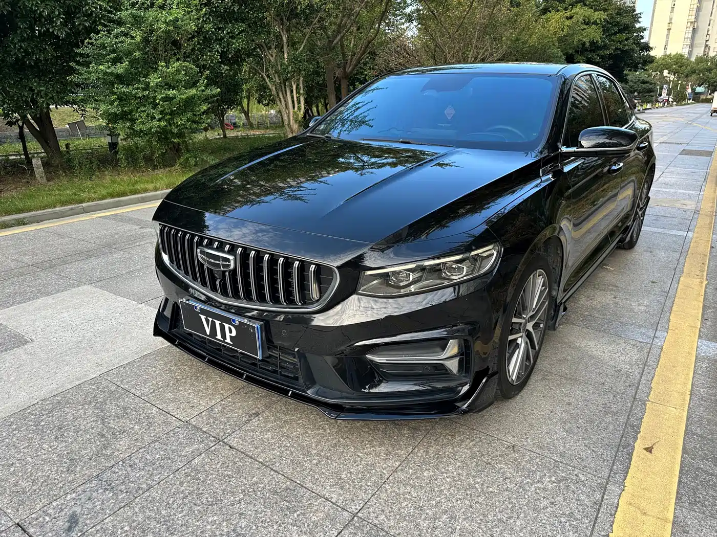 Фото 2 - Geely Preface
