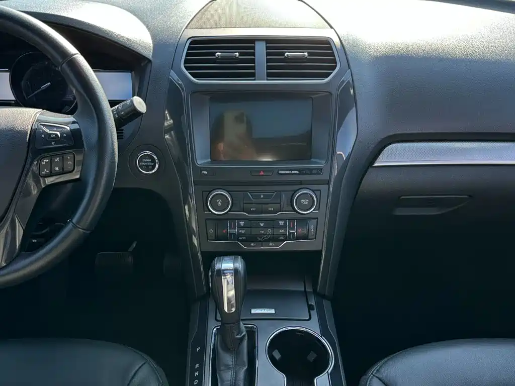 Ford Explorer (Import) 2019 2018 2.3T Fashion Edition