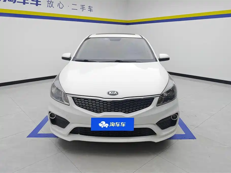 Photo 2 - Kia K2