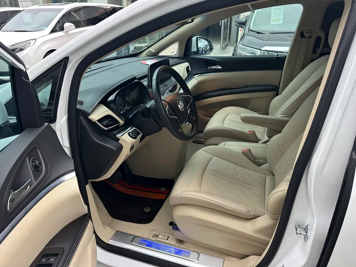 BUICK GL8