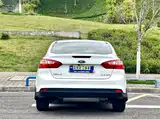 Фото 4 - Ford Focus