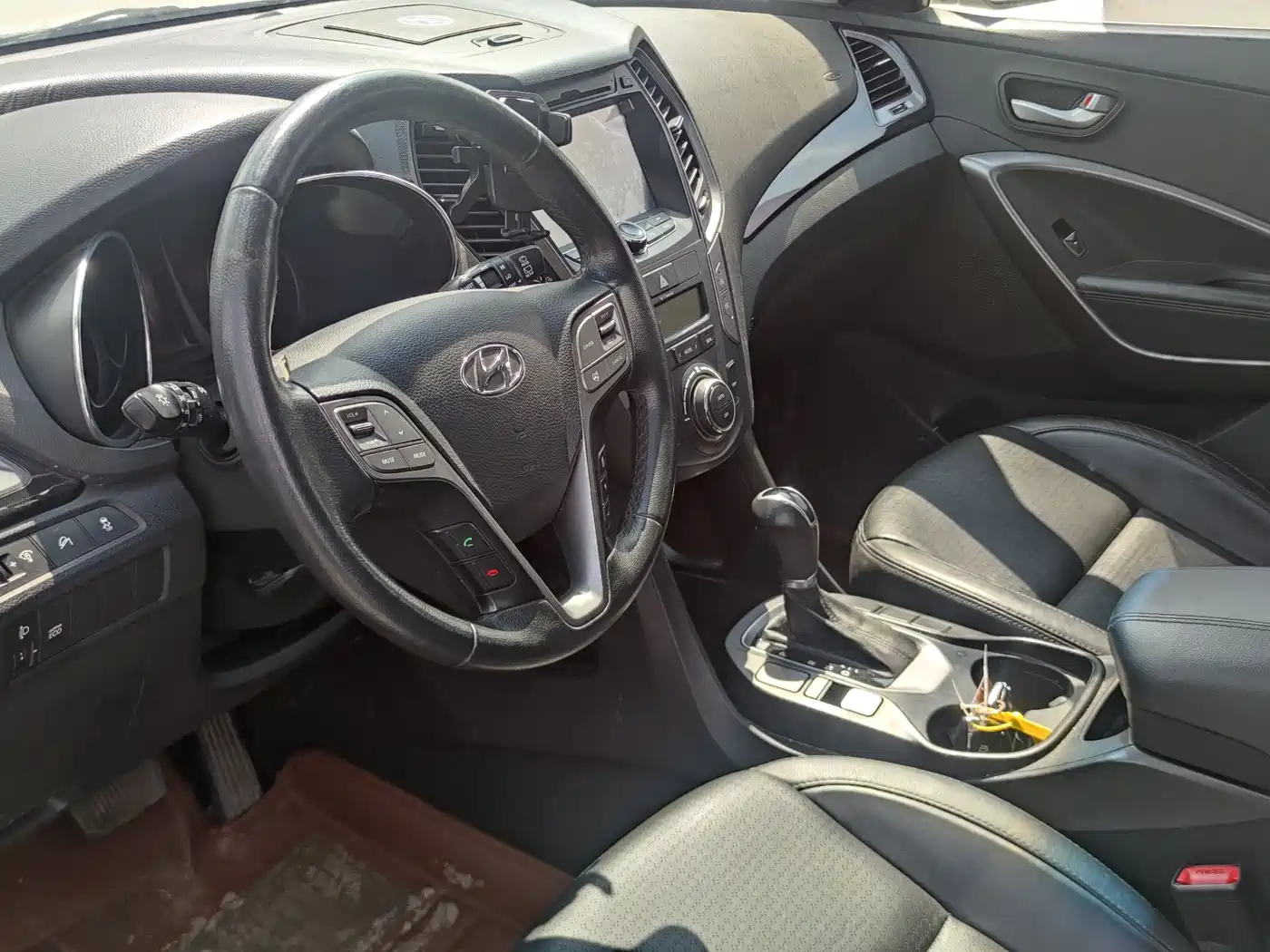 Hyundai Santa Fe 2013 Model 2.4L Automatic 2WD Smart фото 9