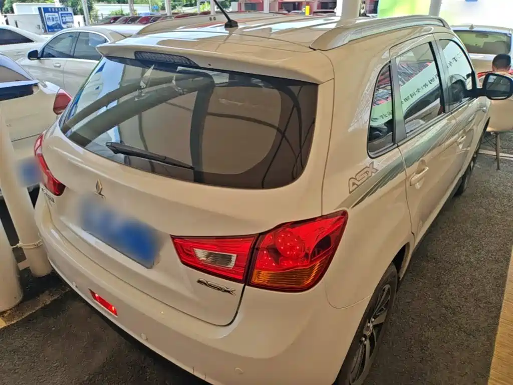 Mitsubishi ASX 2016 2.0L CVT 2WD Navigation Edition фото 7