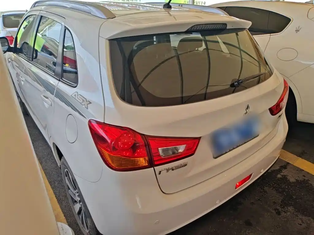 Mitsubishi ASX 2016 2.0L CVT 2WD Navigation Edition фото 5