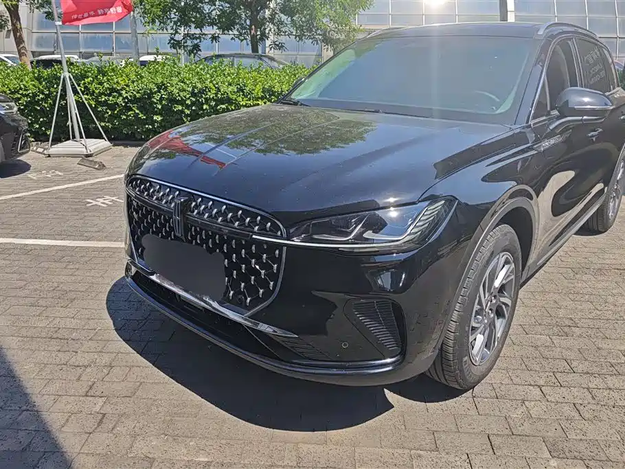 LINCOLN ADVENTURER