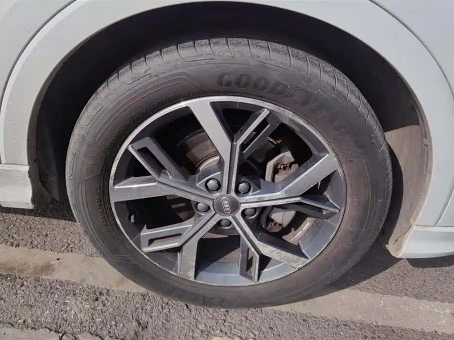 Audi Q3 Sportback 2020 40 TFSI Fashion фото 6