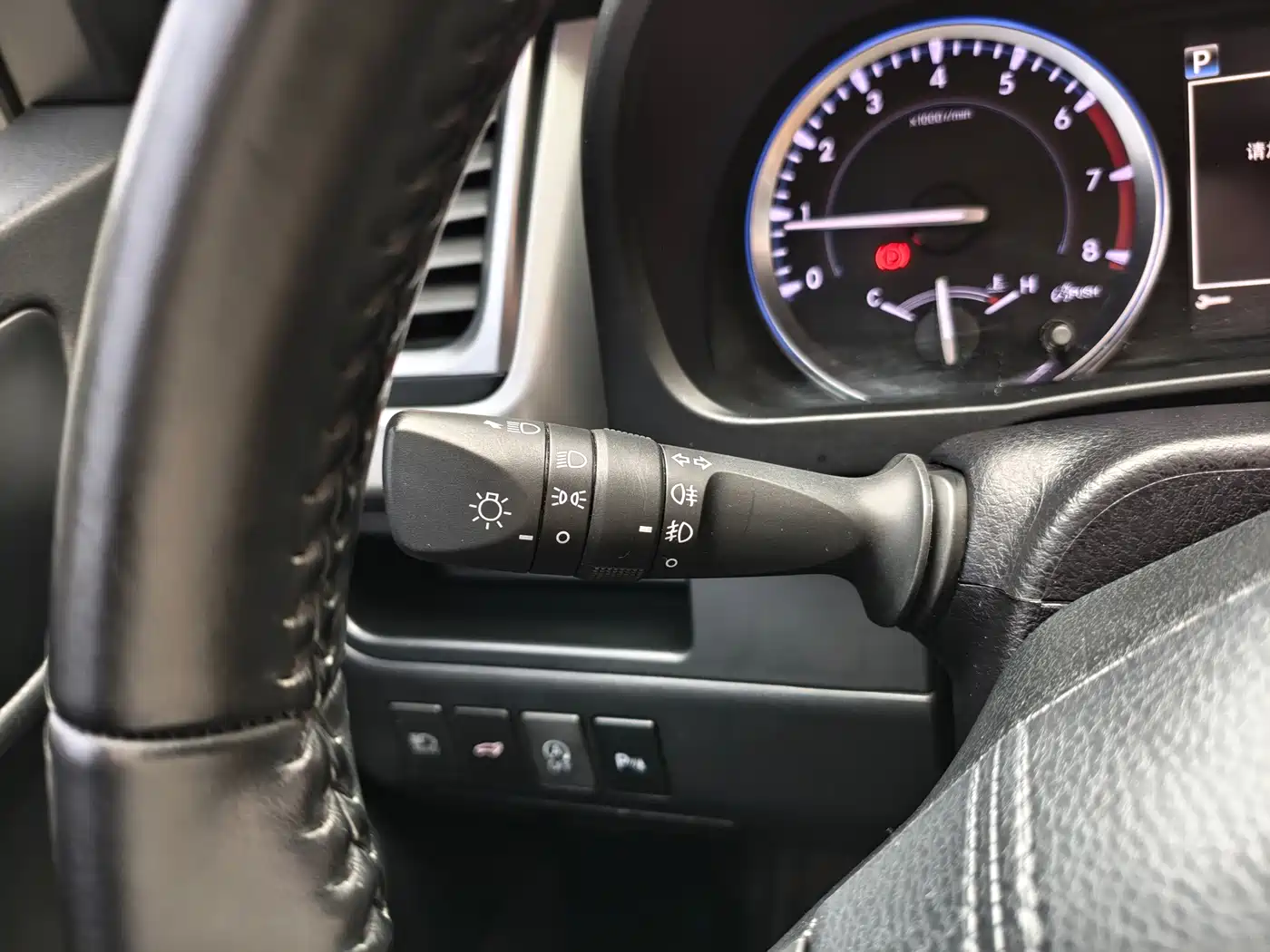 Toyota Highlander 2018 2.0T 2WD Luxury 7-seater (China V) фото 31