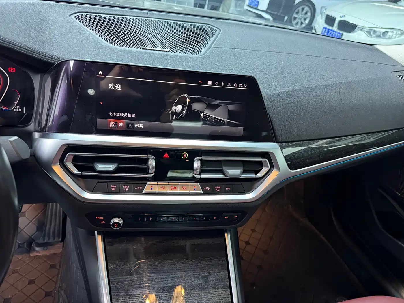 BMW 3 Series 2021 325Li M Sport Package фото 8