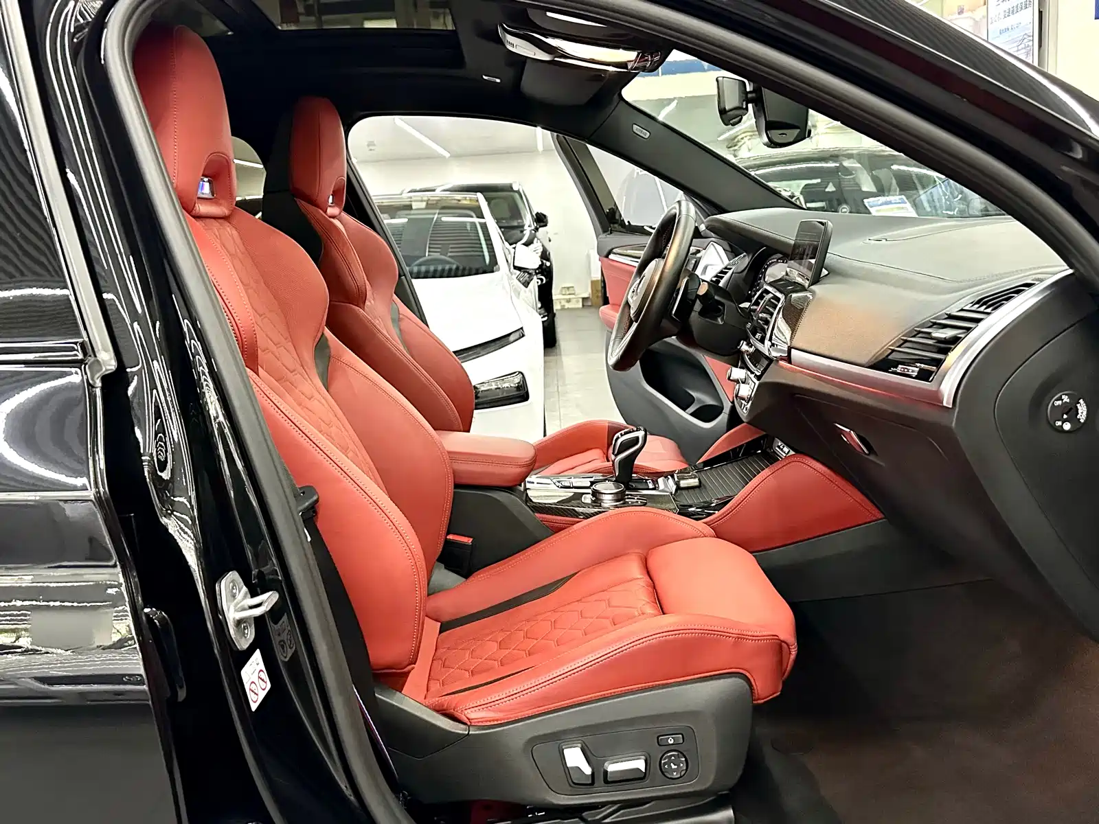 Photo 22 - BMW X4 M