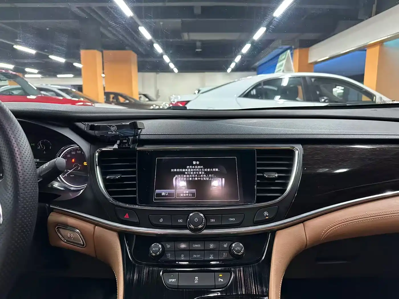 Buick LaCrosse 2016 20T Elite Type фото 11