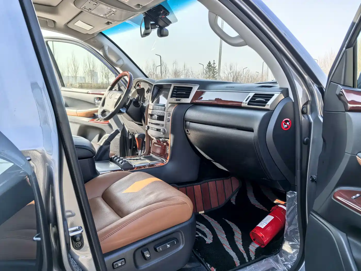 Lexus LX 2013 570 фото 13
