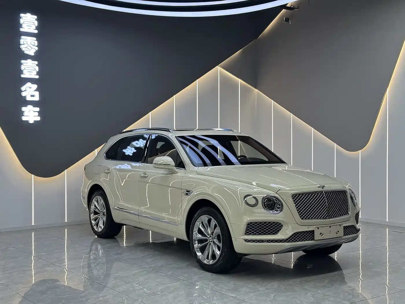 Bentley Bentayga 2017 2017 6.0T Standard Edition