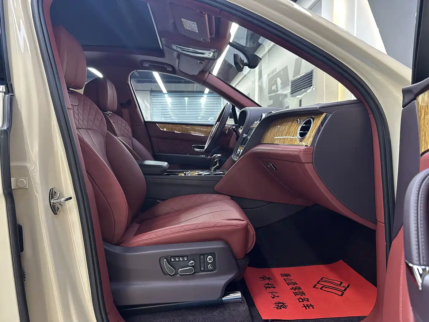 Bentley Bentayga 2017 2017 6.0T Standard Edition