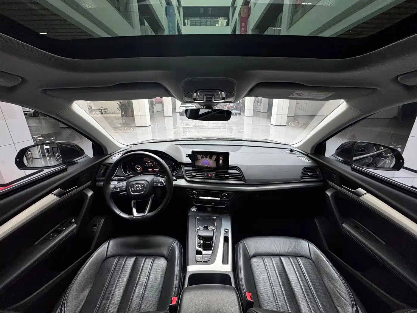 Audi Q5L 2020 Facelift 40 TFSI Honor Fashion фото 12