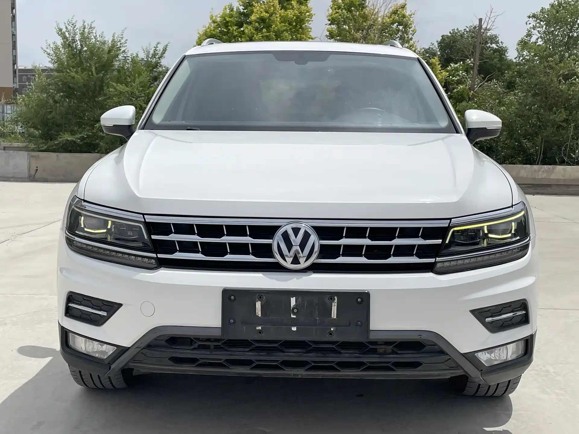 Фото 2 - Volkswagen Tiguan L