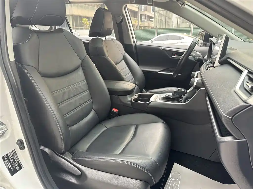 Toyota RAV4 Rongfang 2021 Facelift Hybrid 2.5L E-CVT 4WD Elite PLUS фото 14