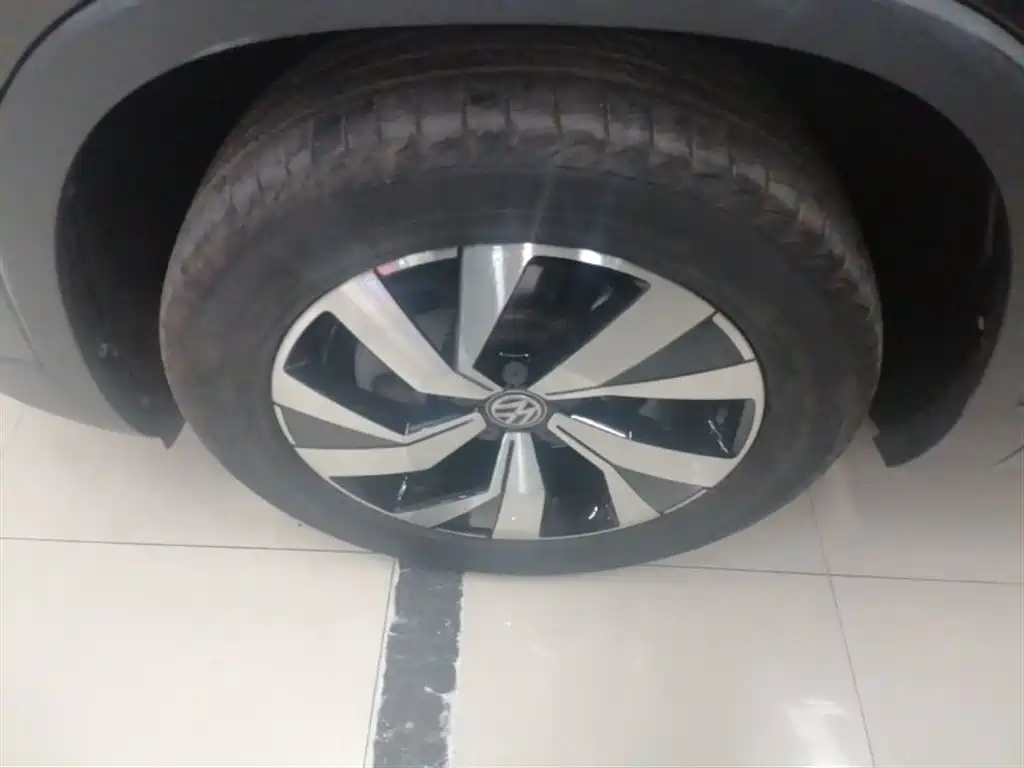 Volkswagen Tayron 2019 330TSI 2WD Luxury China VI фото 23