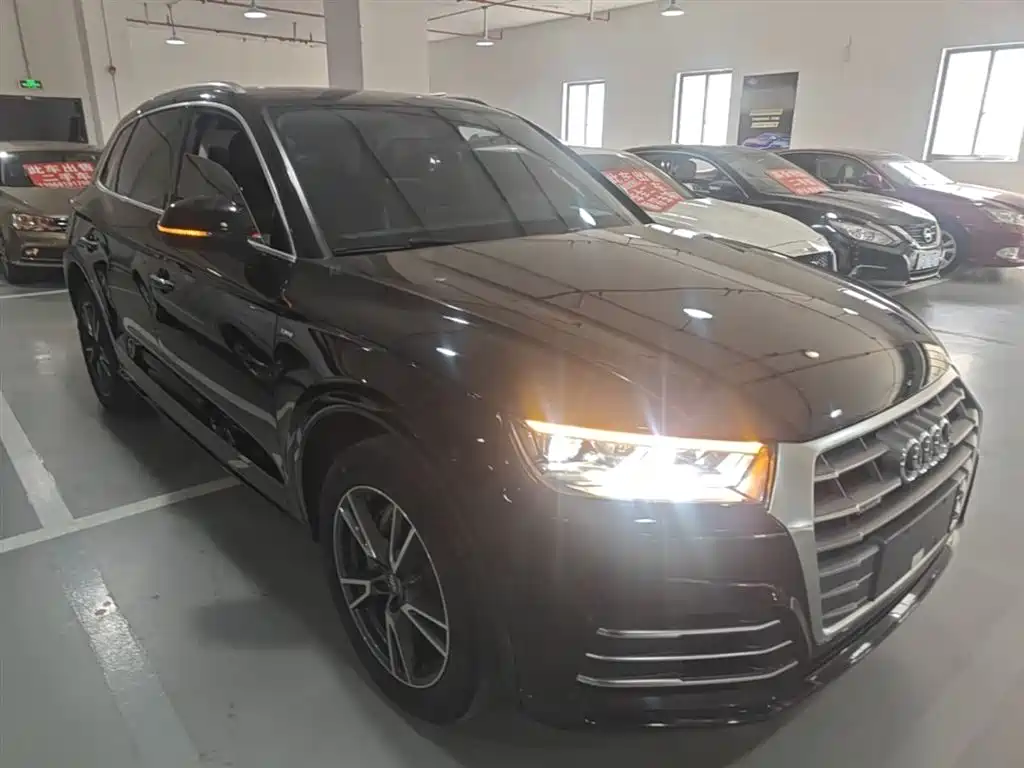 Audi Q5L 2018 40 TFSI Premium Fashion China VI фото 4