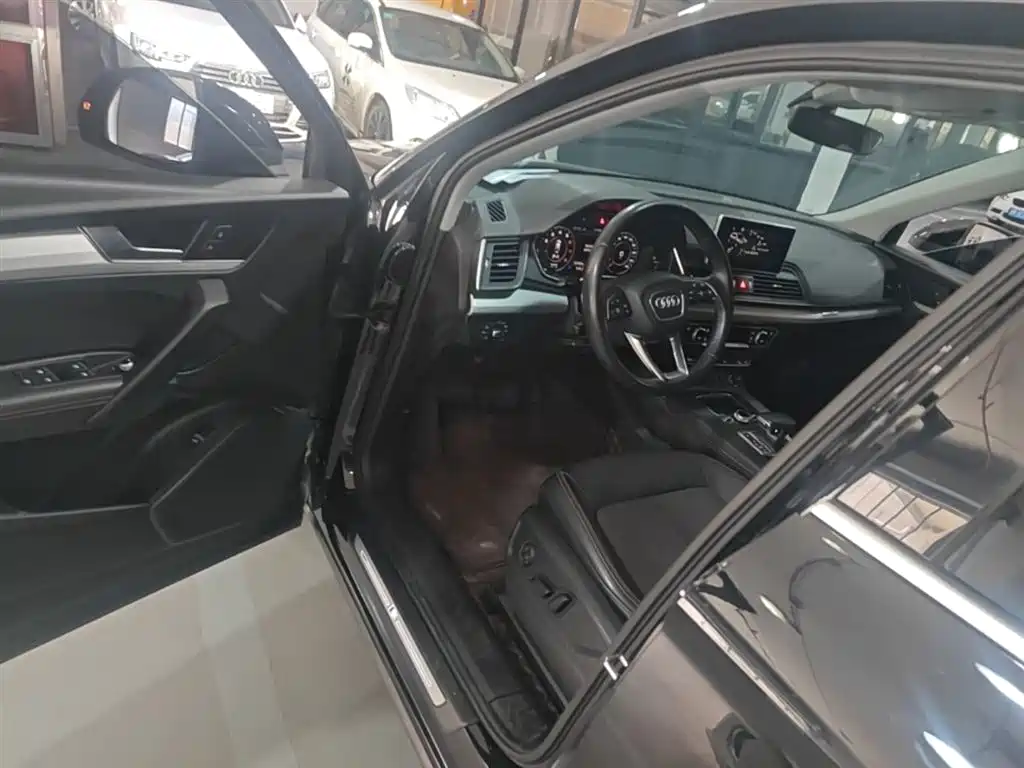 Audi Q5L 2018 40 TFSI Premium Fashion China VI фото 16