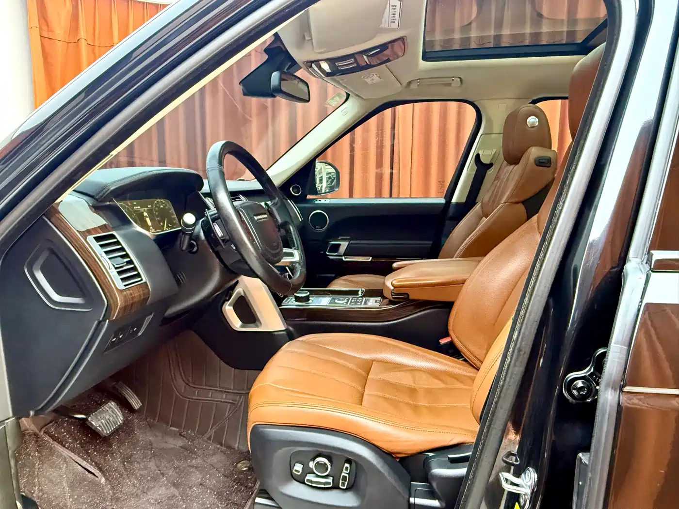 Land Rover Range Rover 2015 3.0 TDV6 Vogue фото 7