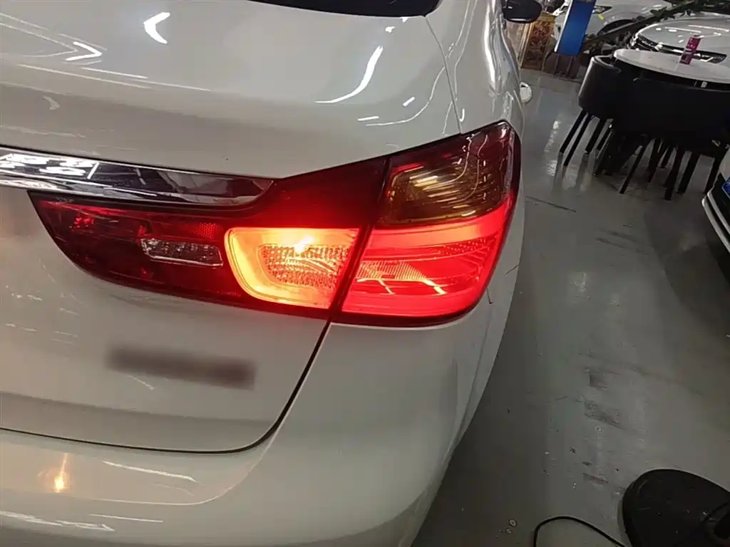 Kia K3 2015 1.6L Automatic DLX фото 8