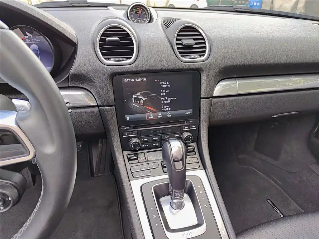 Porsche 718 2022 Boxster 2.0T фото 9