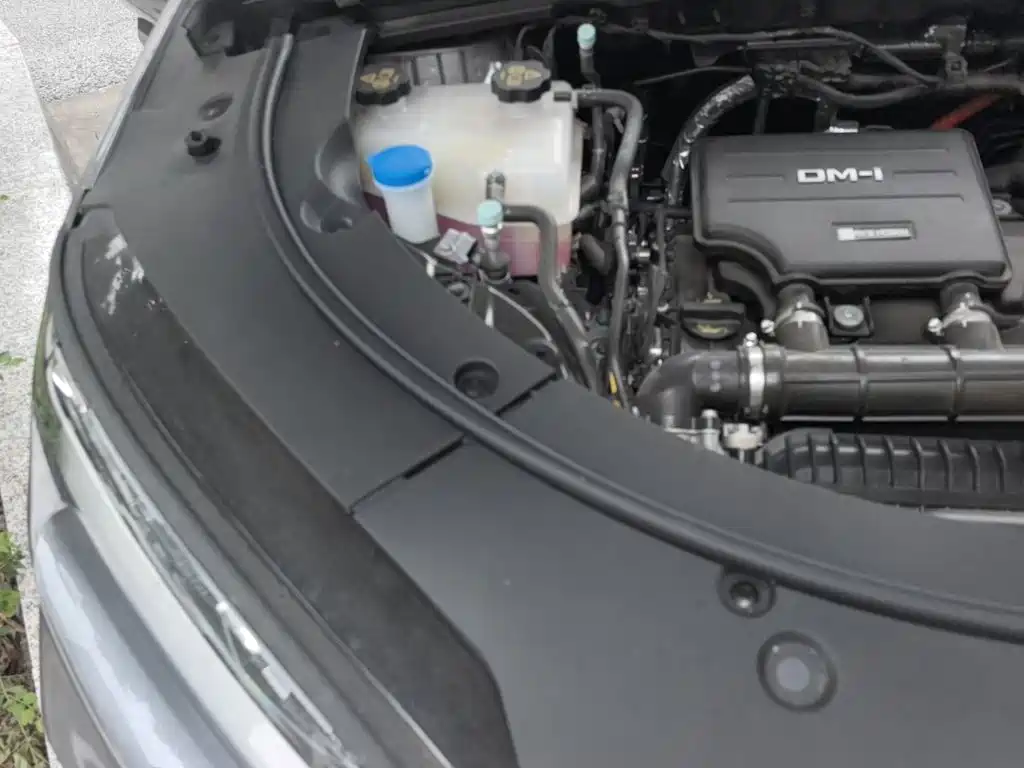 BYD Song PLUS PHEV 2025 2025 DM-i Smart Driving Edition 112KM Honor