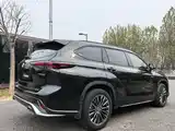 Фото 6 - Toyota Crown Kluger