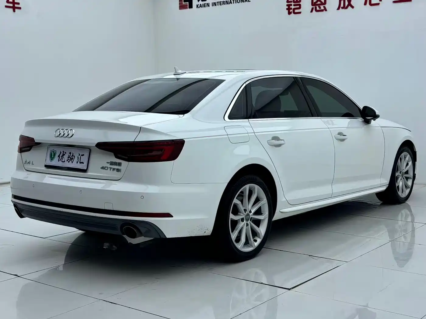 Audi A4L 2018 30th Anniversary 40 TFSI Fashion фото 4