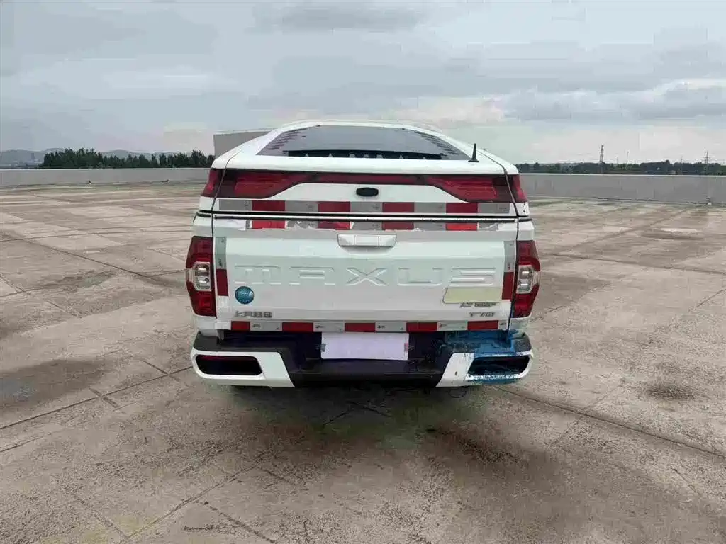 SAIC Maxus Maxus T70 2020 2.0T Gasoline Automatic 4WD Comfort Long Bed High Chassis фото 8
