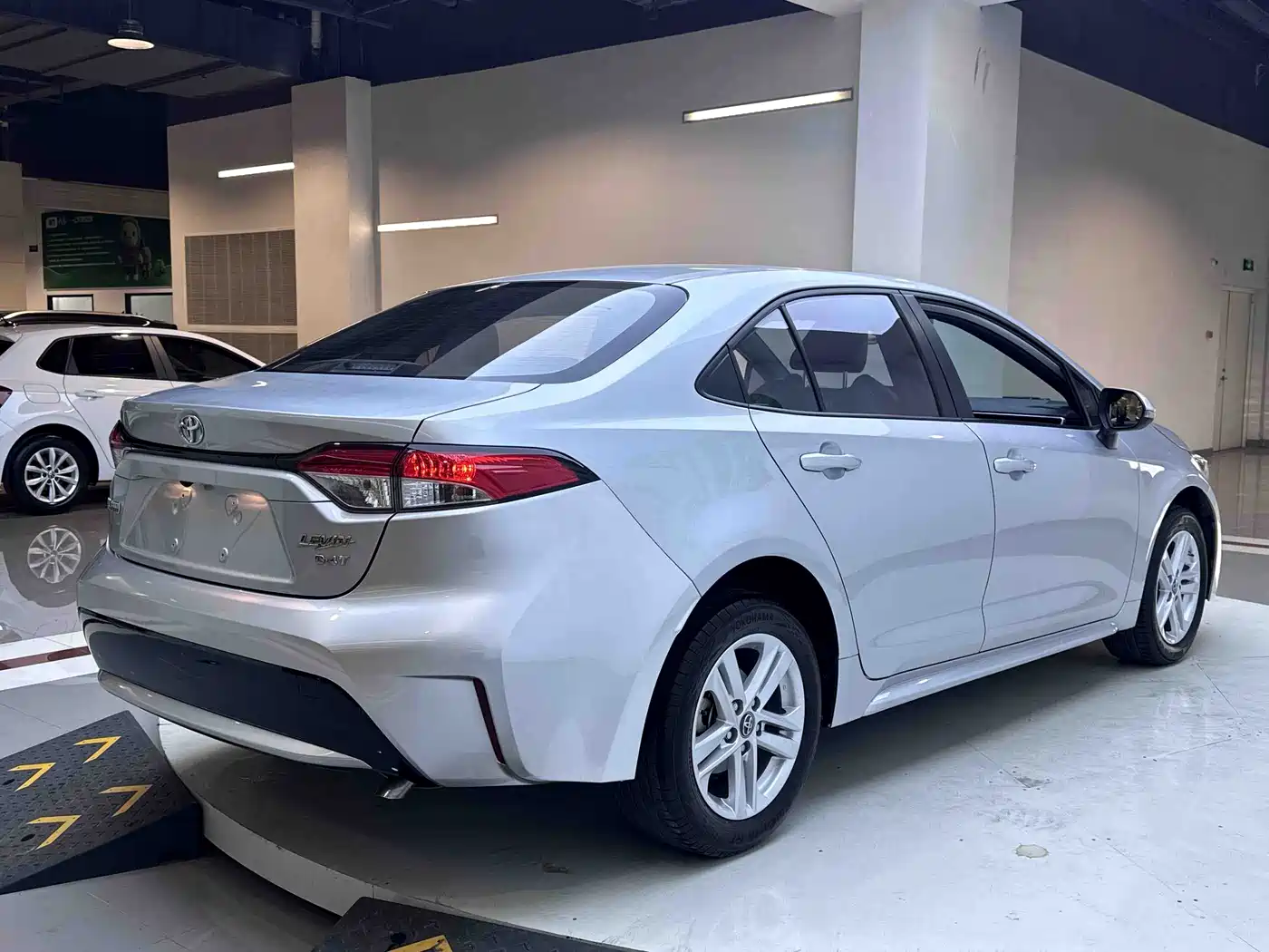 Toyota Levin 2021 185T CVT Luxury Edition фото 5
