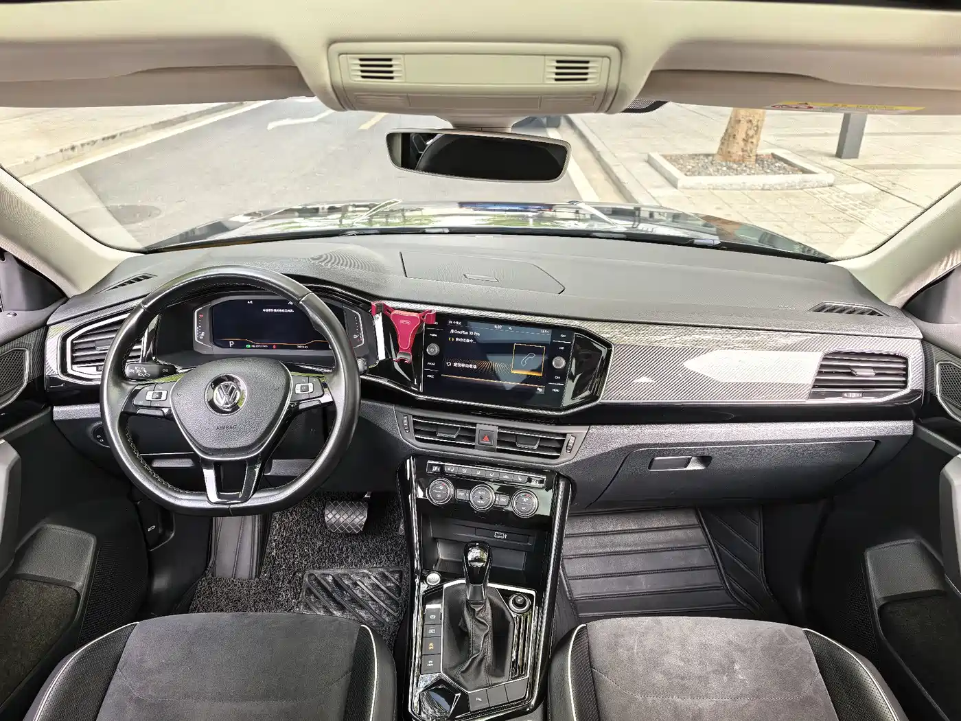 Volkswagen Tayron 2019 330TSI 2WD Premium China VI фото 14
