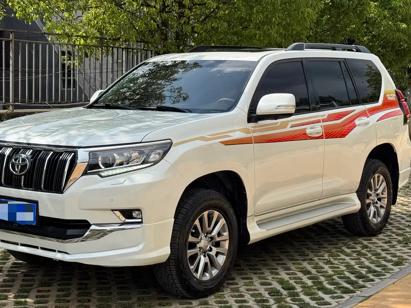 Toyota Prado 2019 3.5L Automatic TX-L Zunxiang Edition фото 2