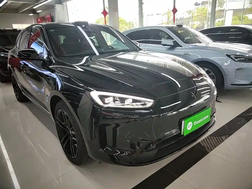 AITO Wenjie AITO M5 2025 Extended Range Ultra AWD фото 4