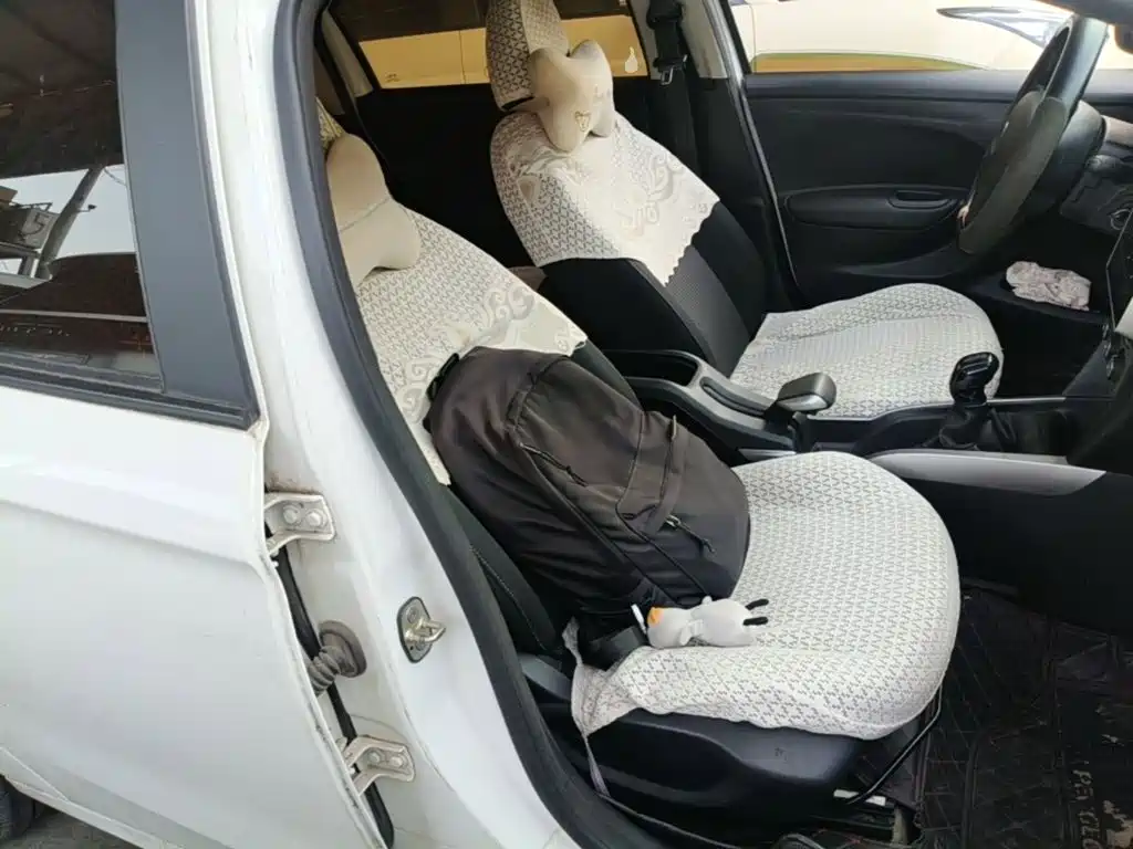 Photo 25 - Peugeot 301