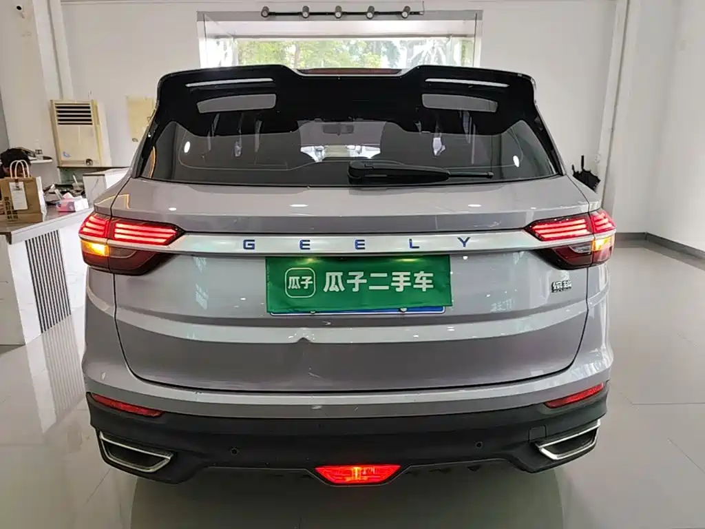 Фото 6 - Geely Coolray