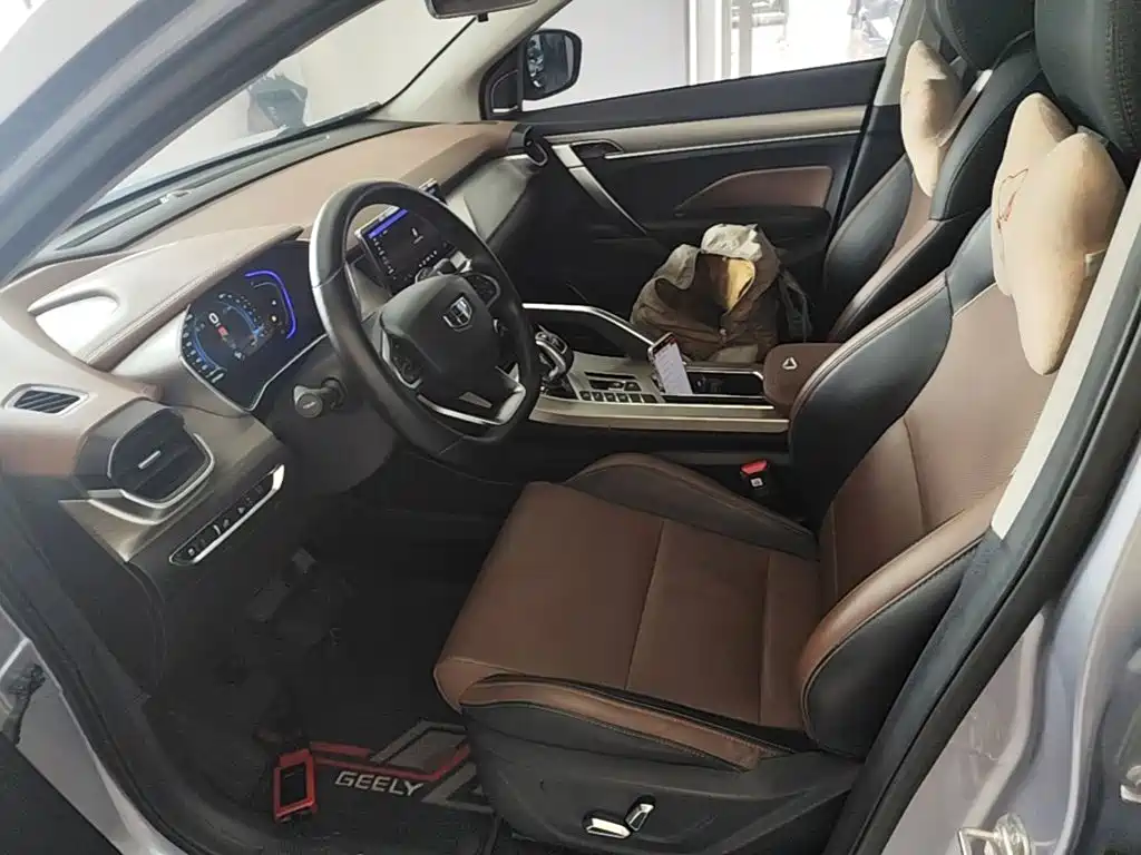 Geely Coolray 2019 2019 260T DCT Ranger China V