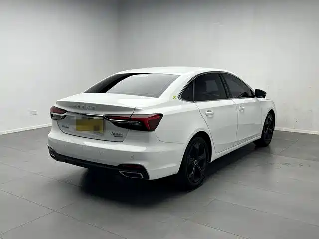 Фото 6 - Roewe i6 MAX