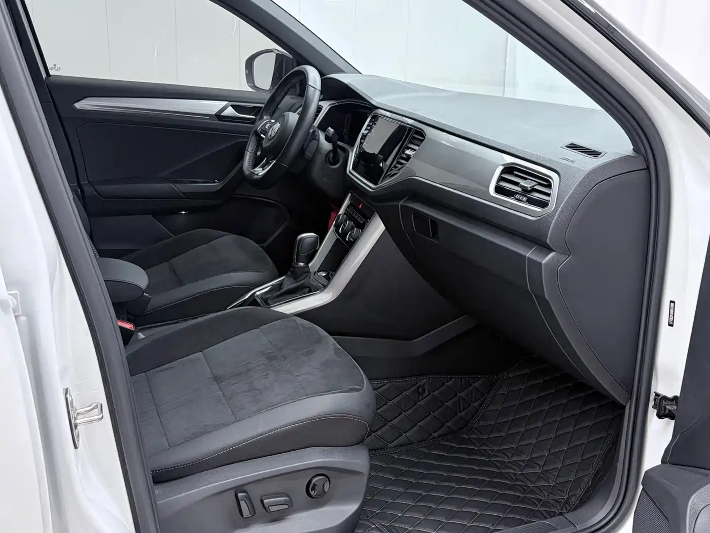 Volkswagen T-Roc, миниатюра 19