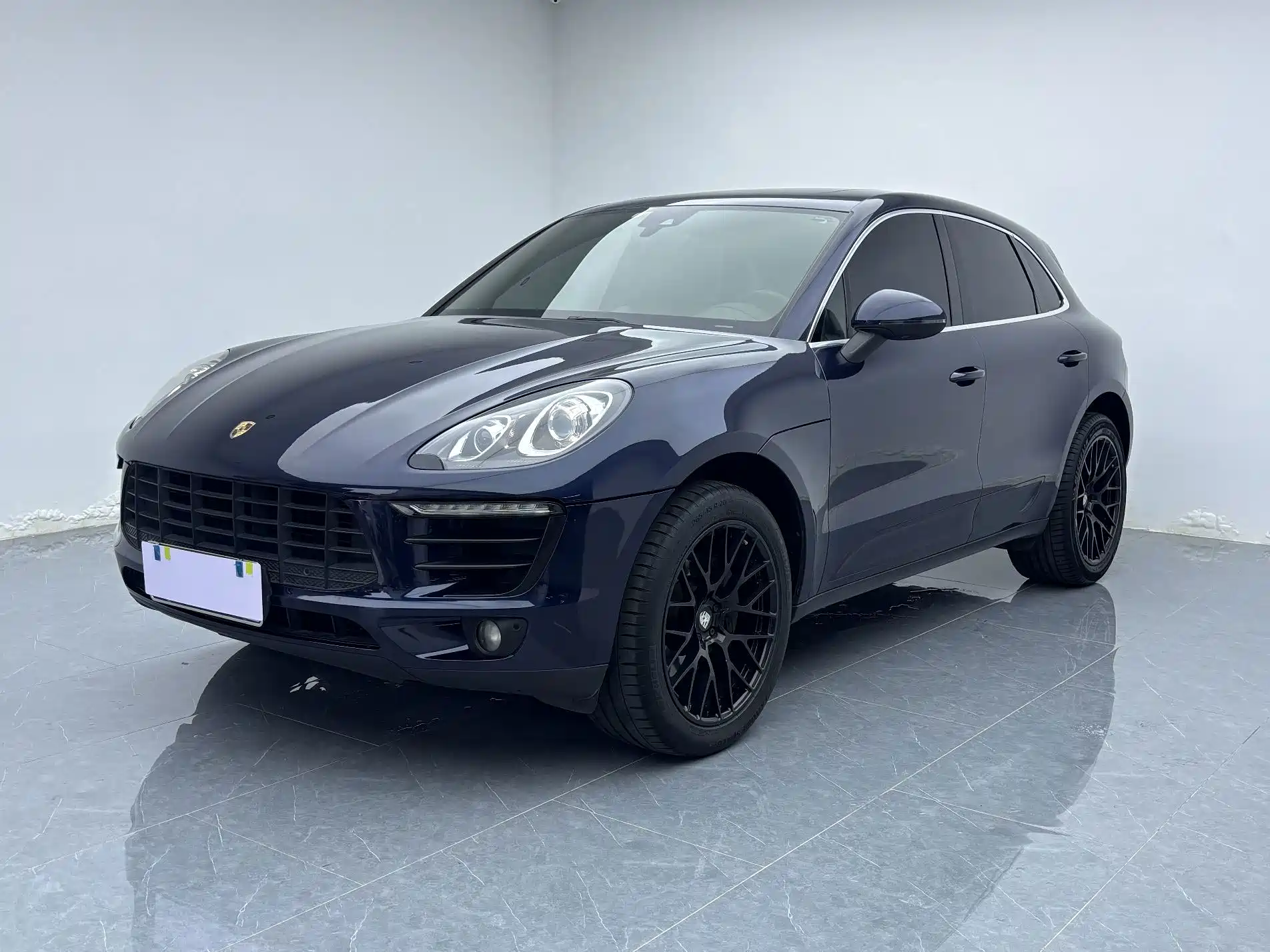Фото 1 - Porsche Macan