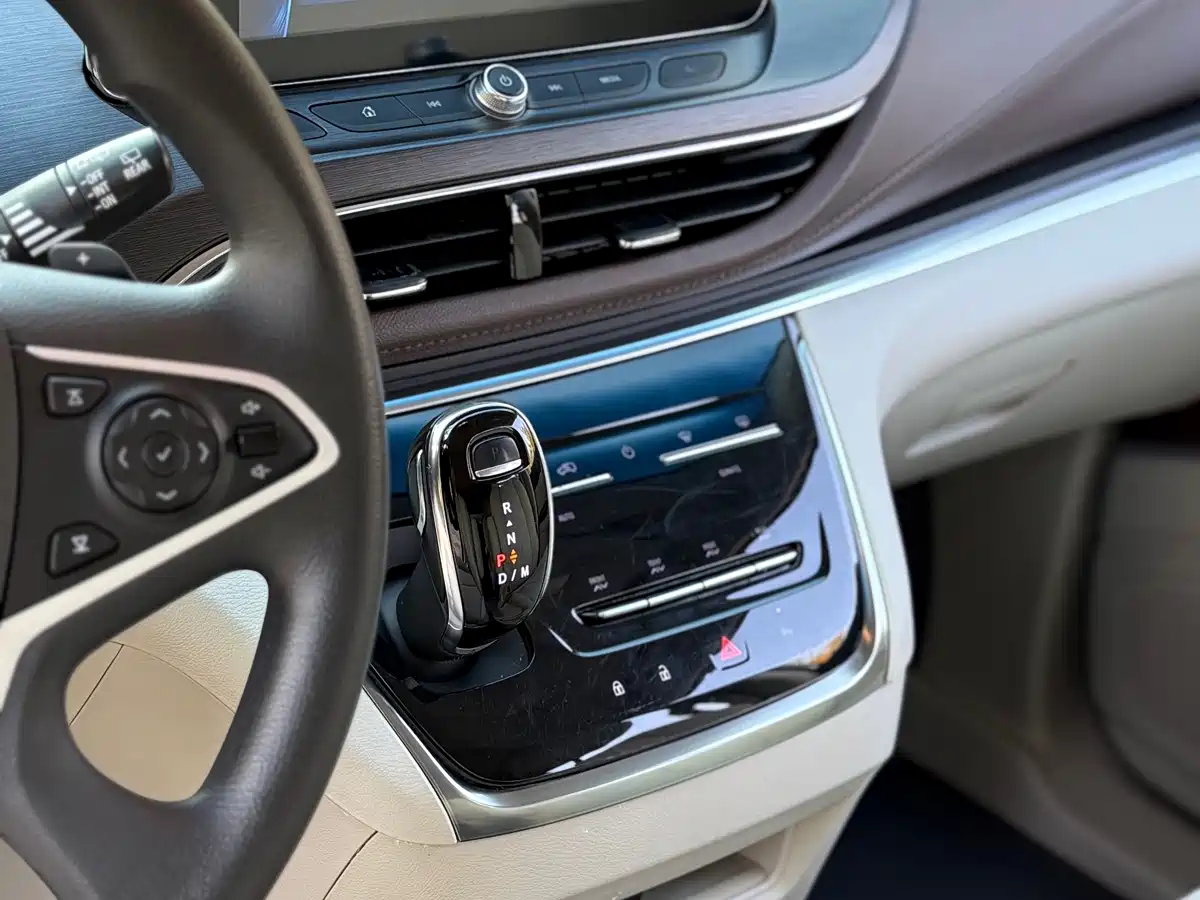 Фото 15 - Buick GL8