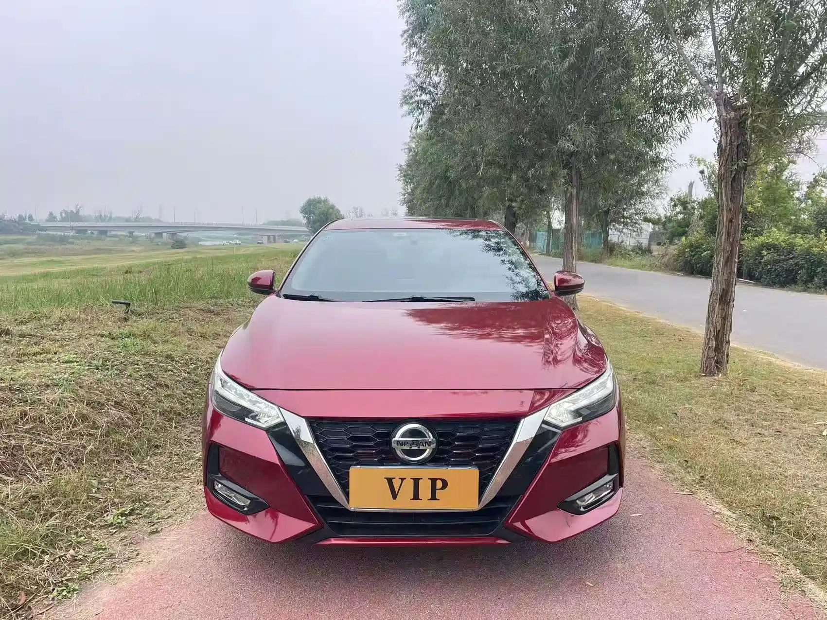 Photo 2 - Nissan Sylphy