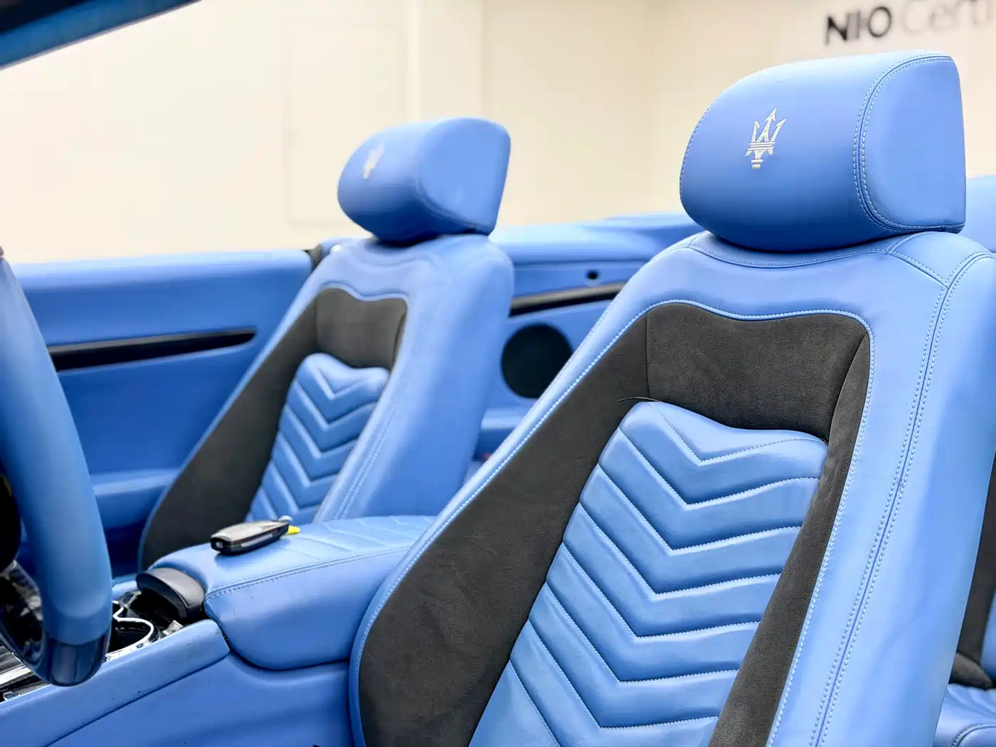 Maserati GranCabrio 2012 4.7L Sport фото 20