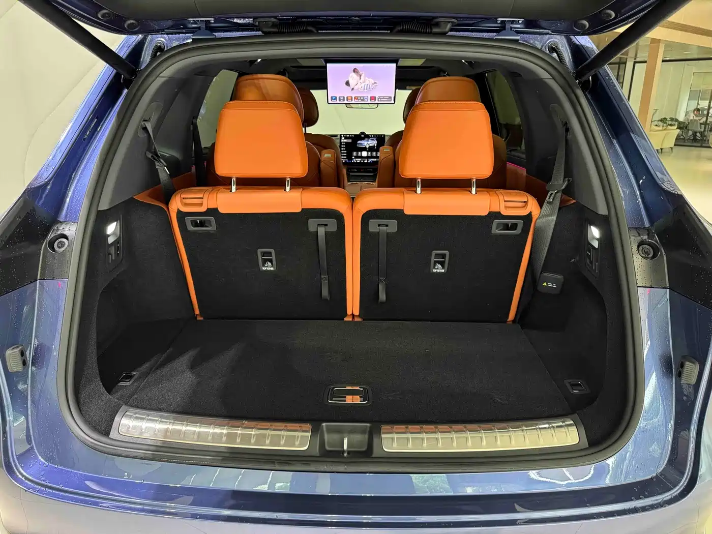 Aito M7 2025 2026 Extended Range Base Model 6-Seater