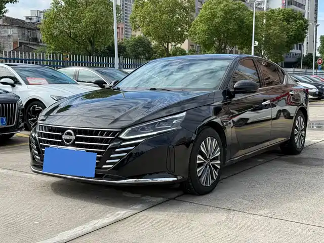 NISSAN TEANA